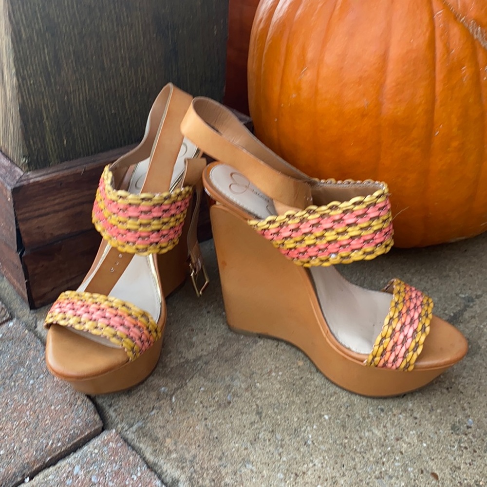 Women’s shoes